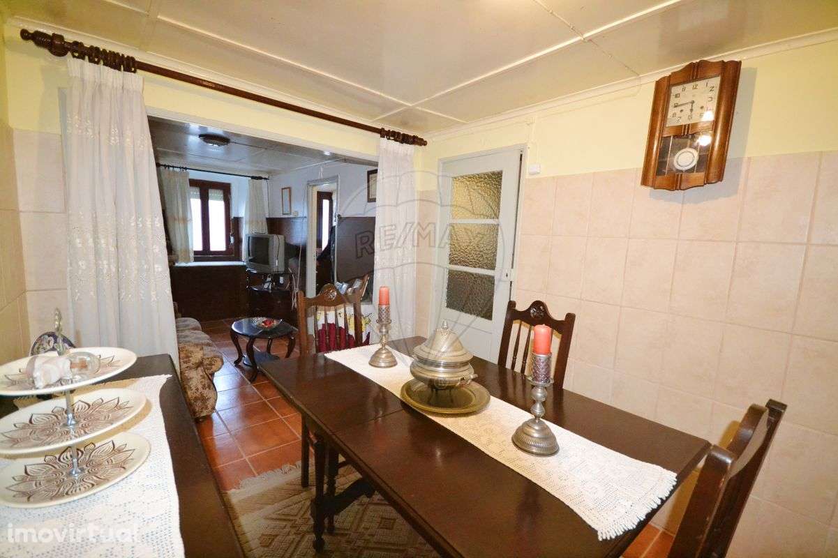 Moradia T2 para venda - Grande imagem: 2/14