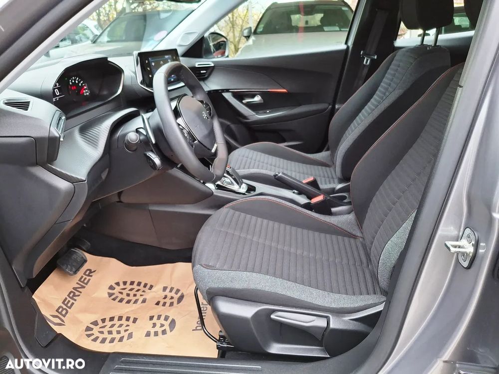 Peugeot 2008 PureTech 130 EAT8 Active Pack - 8