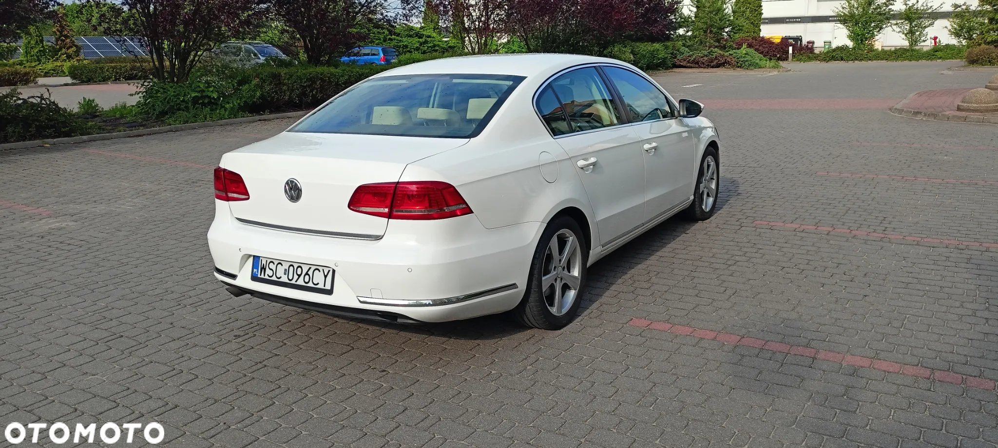 Volkswagen Passat 1.6 TDI Comfortline - 6
