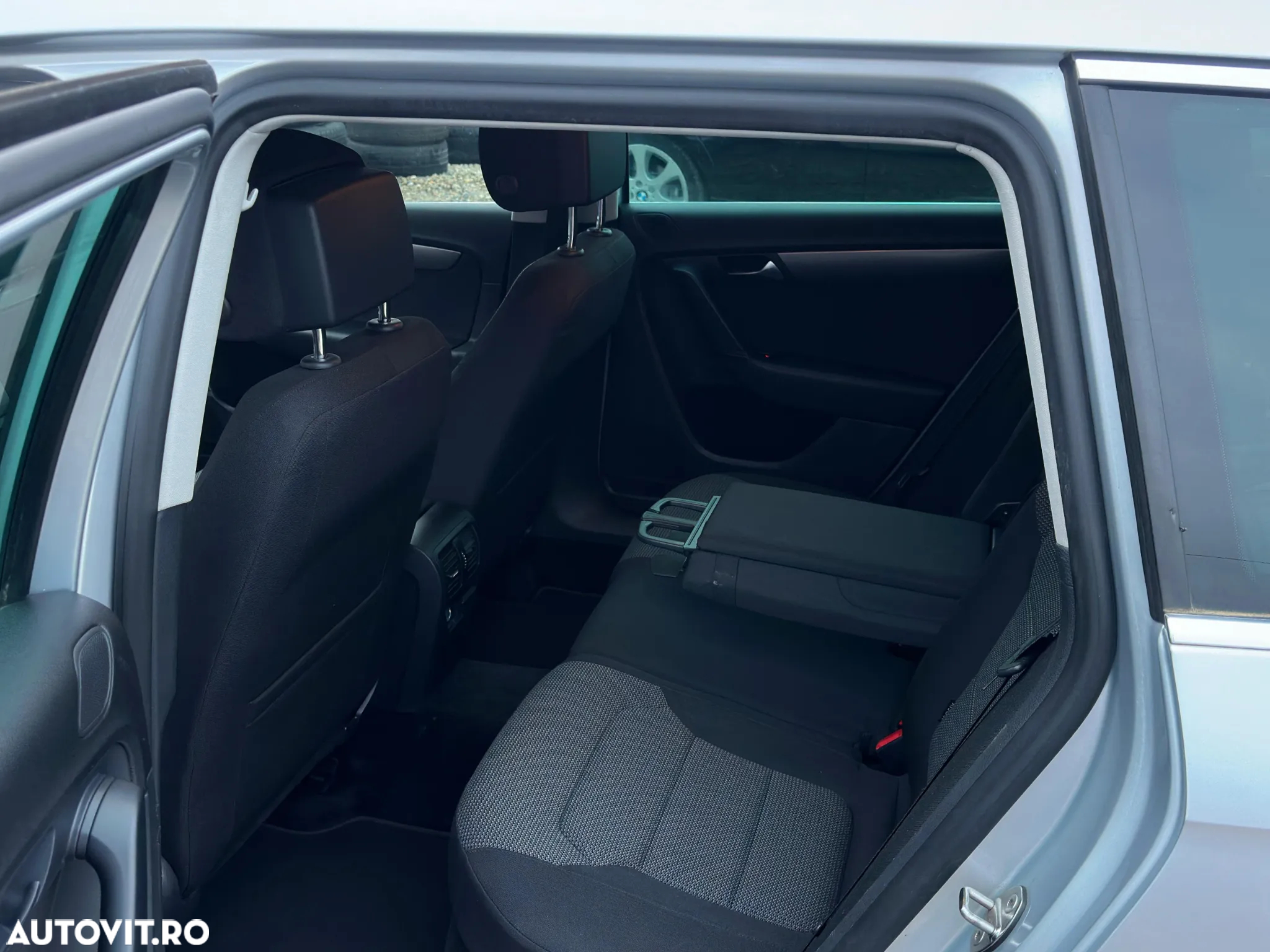 Volkswagen Passat - 7
