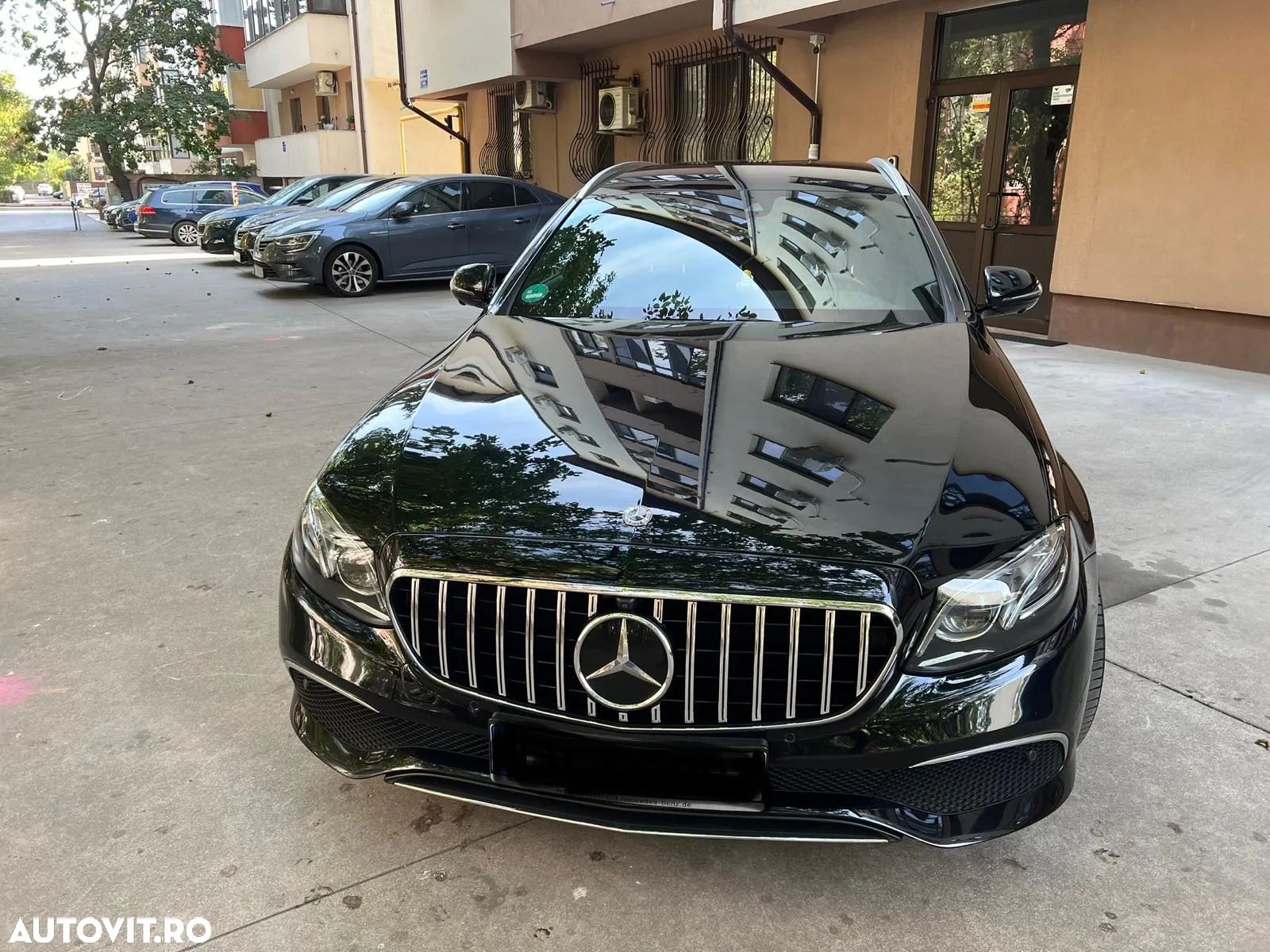Mercedes-Benz E 200 d T 9G-TRONIC Avantgarde - 1