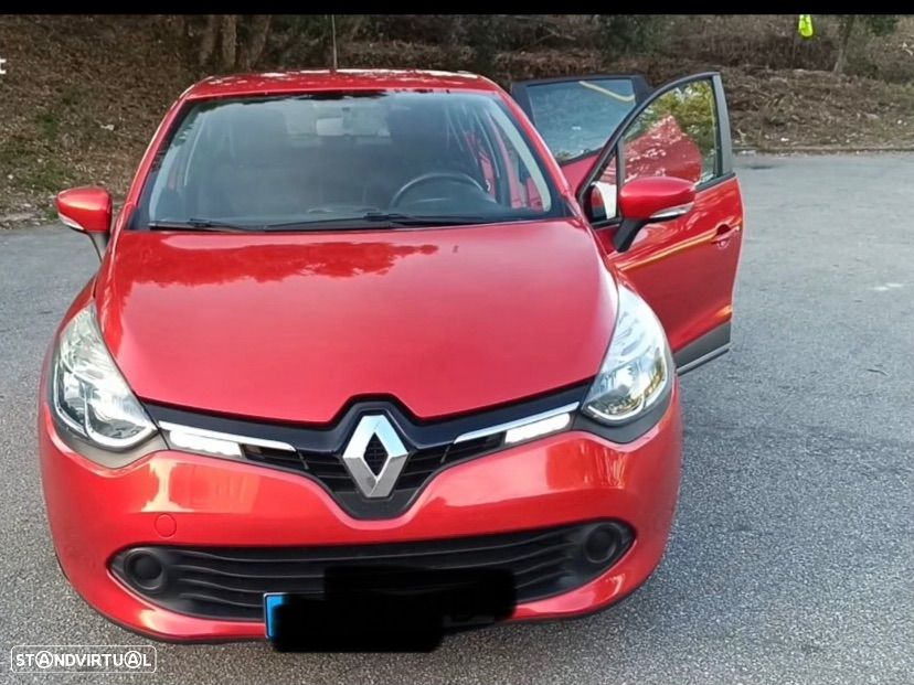 Renault Clio 2015 photo 2