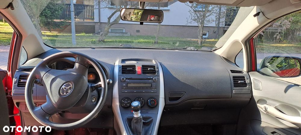Toyota Auris 1.4 D-4D Luna - 6