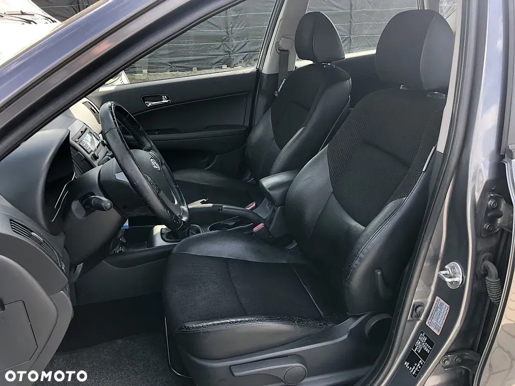 Hyundai i30 1.4 Comfort - 10
