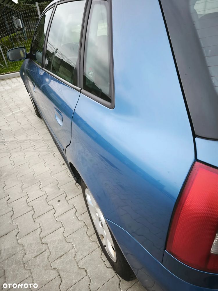 Audi A3 Sportback 1.9 TDI Ambiente - 14