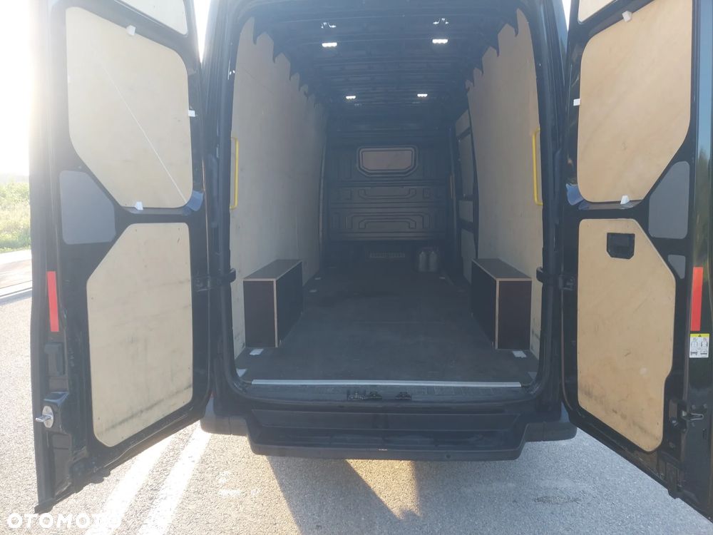 Volkswagen Crafter - 9