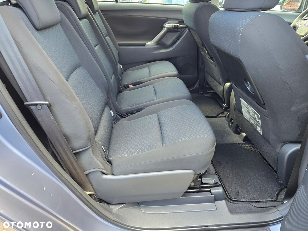 Toyota Verso 1.6 Sol EU5 - 15