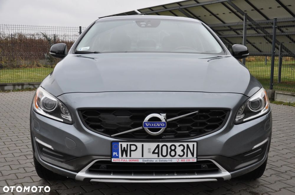 Volvo S60 T5 AWD Summum - 4
