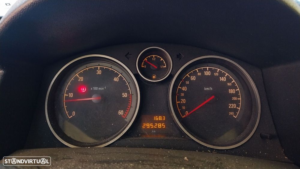 Opel Astra 1.3 CDTi Enjoy - 8