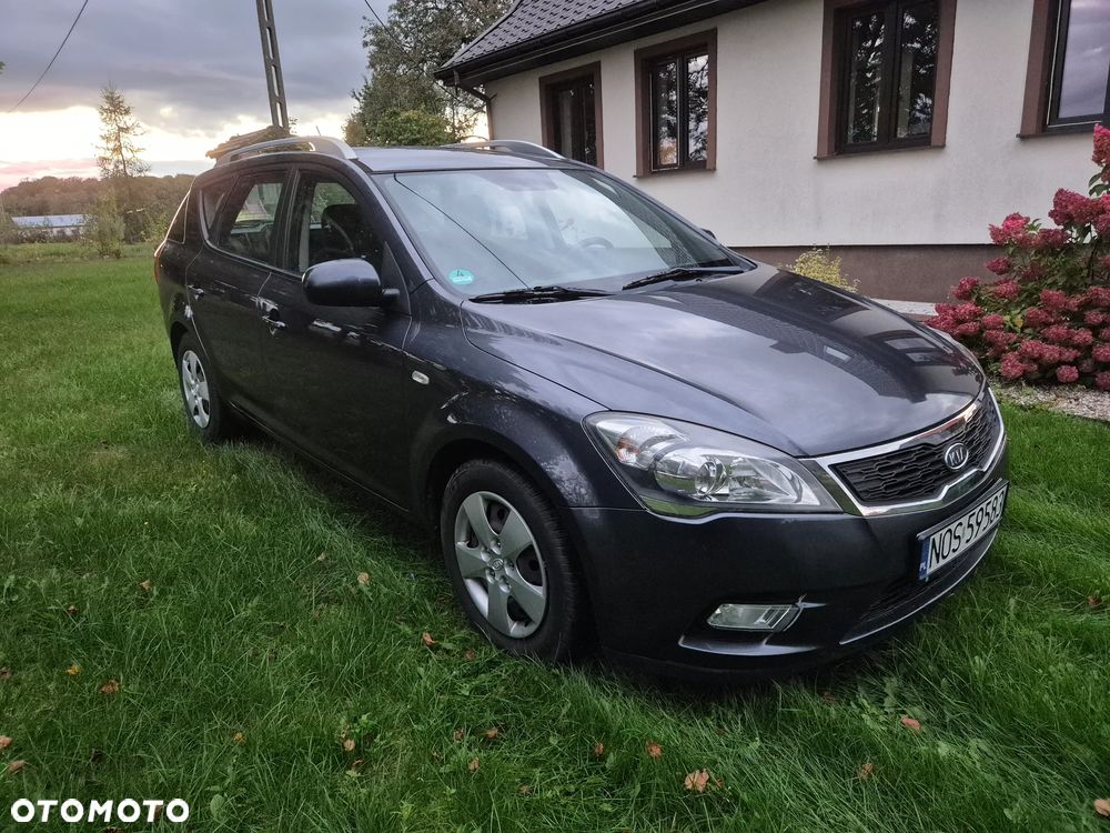 Kia Ceed 1.4 CVVT SW ISG Vision - 16