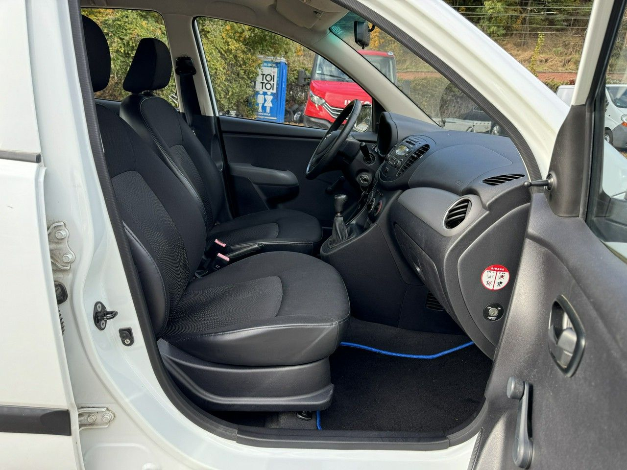 Hyundai i10 - 11