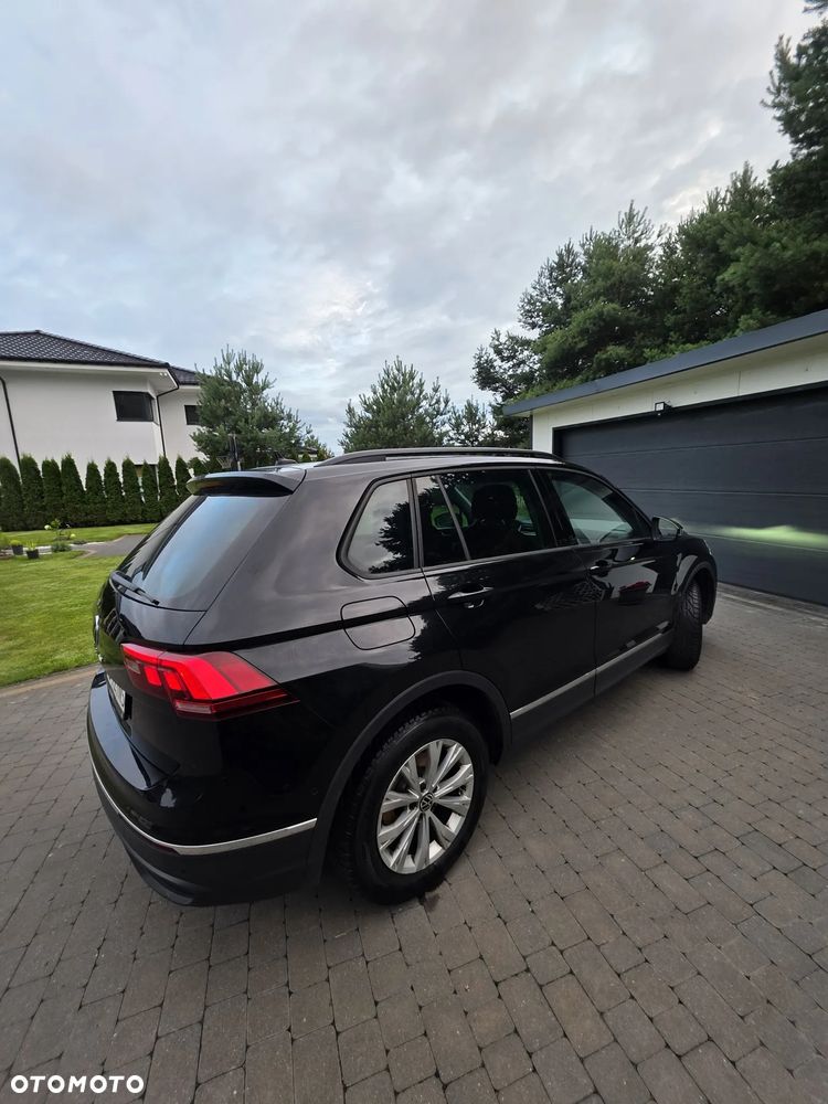 Volkswagen Tiguan - 4