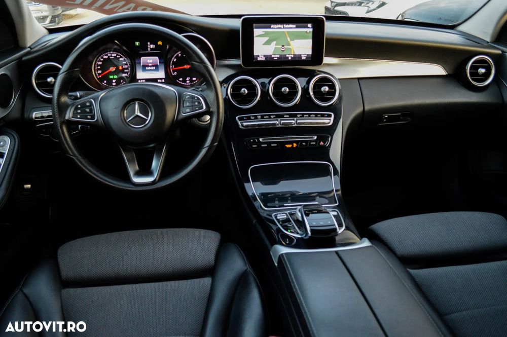 Mercedes-Benz C 180 7G-TRONIC Exclusive - 34