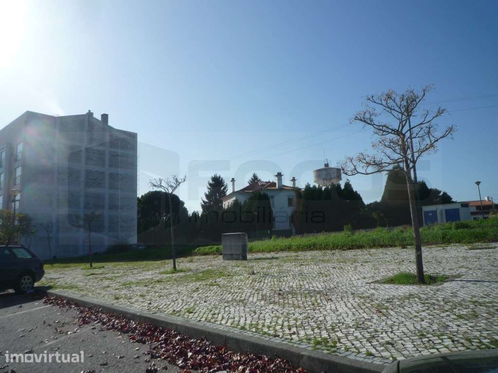 Lote de Terreno em Albergaria-a-Velha - Grande imagem: 2/2