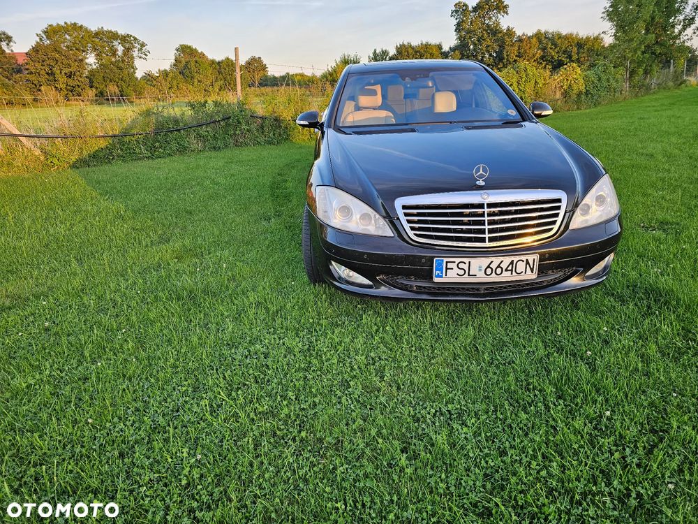 Mercedes-Benz S-Class 2006 photo 2