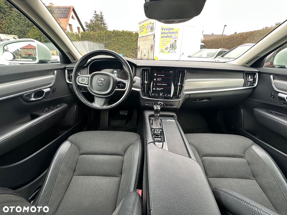 Volvo S90 D3 Momentum - 19