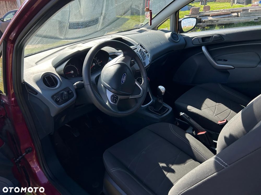 Ford Fiesta - 5