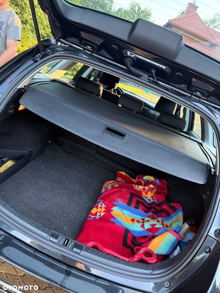 Toyota Auris 1.6 Active - 3