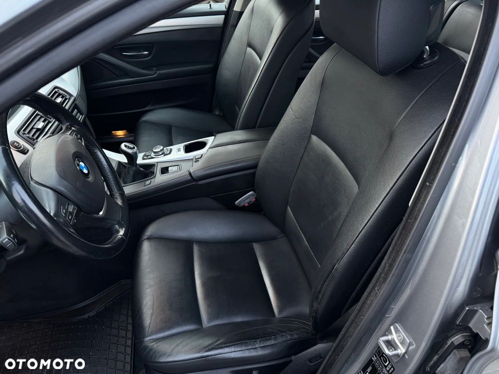 BMW Seria 5 520d - 7