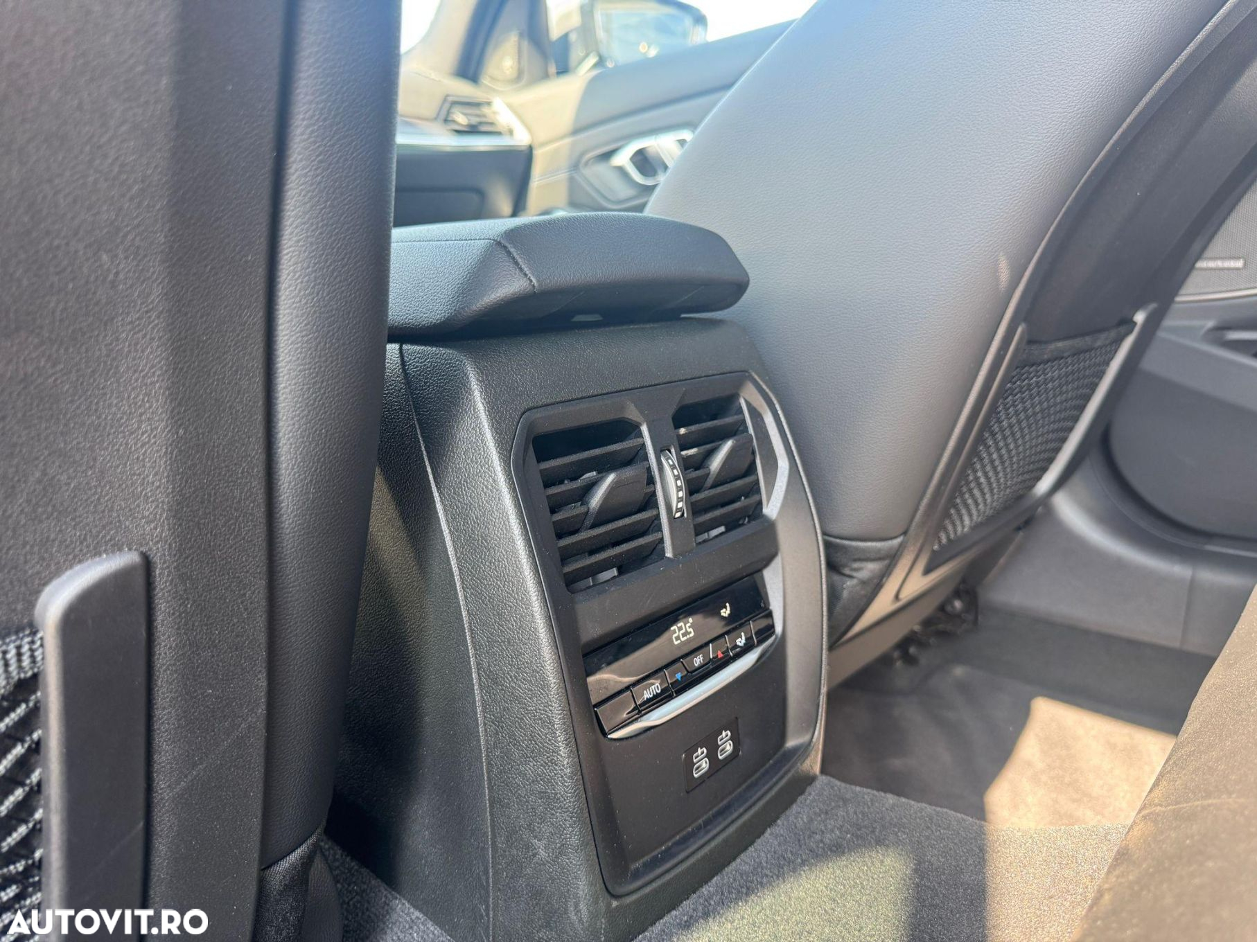 BMW Seria 3 320d xDrive Aut. M Sport - 35
