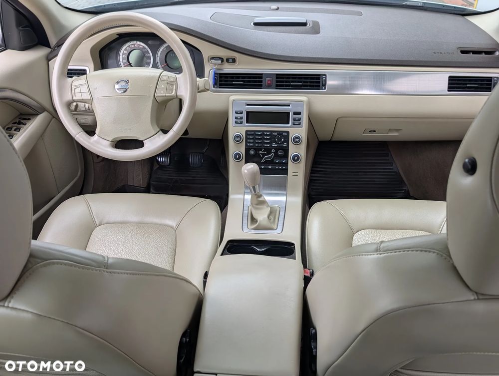 Volvo V70 - 18
