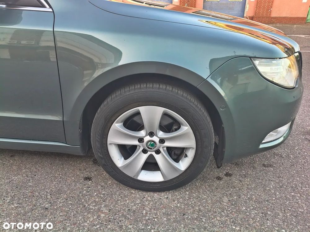 Skoda Superb 2.0 TDI Exclusive - 15