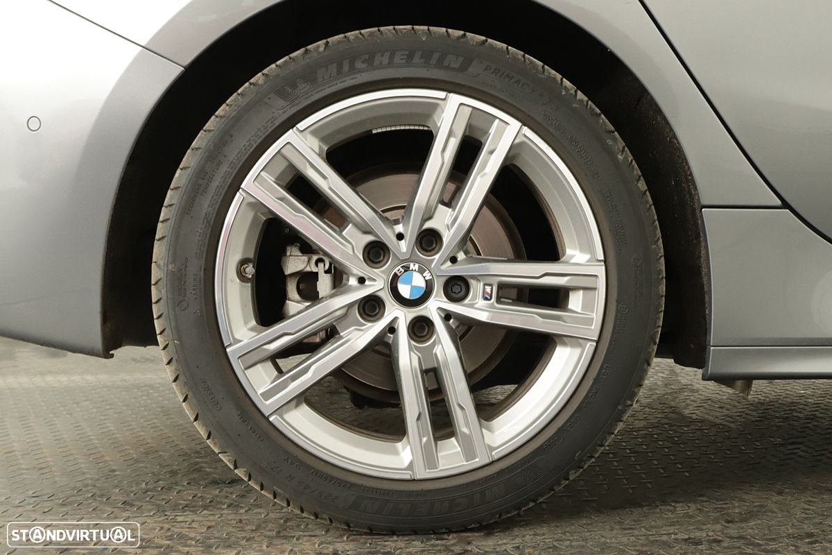 BMW 116 d Pack Desportivo M Auto - 9