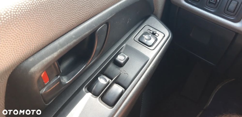 Mitsubishi Pajero Pinin 1.8 - 17
