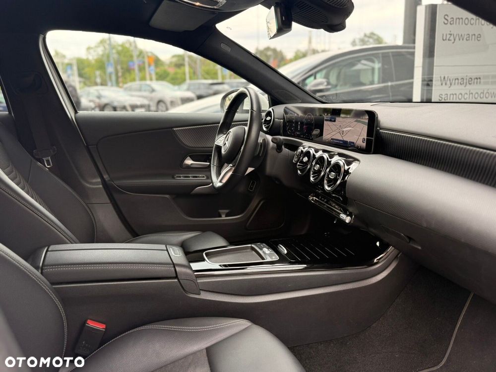 Mercedes-Benz Klasa A 200 Progressive 7G-DCT - 15