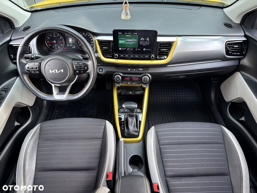 Kia Stonic 1.0 T-GDI L Business Line DCT - 17