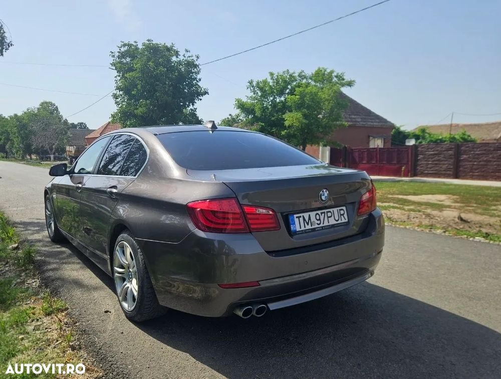 BMW Seria 5 ver-520d-aut- - 3