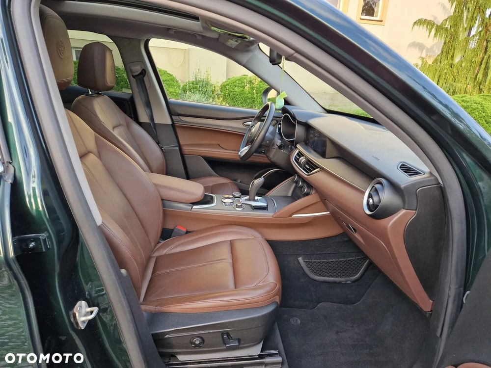 Alfa Romeo Stelvio 2.0 Turbo TI Q4 - 7