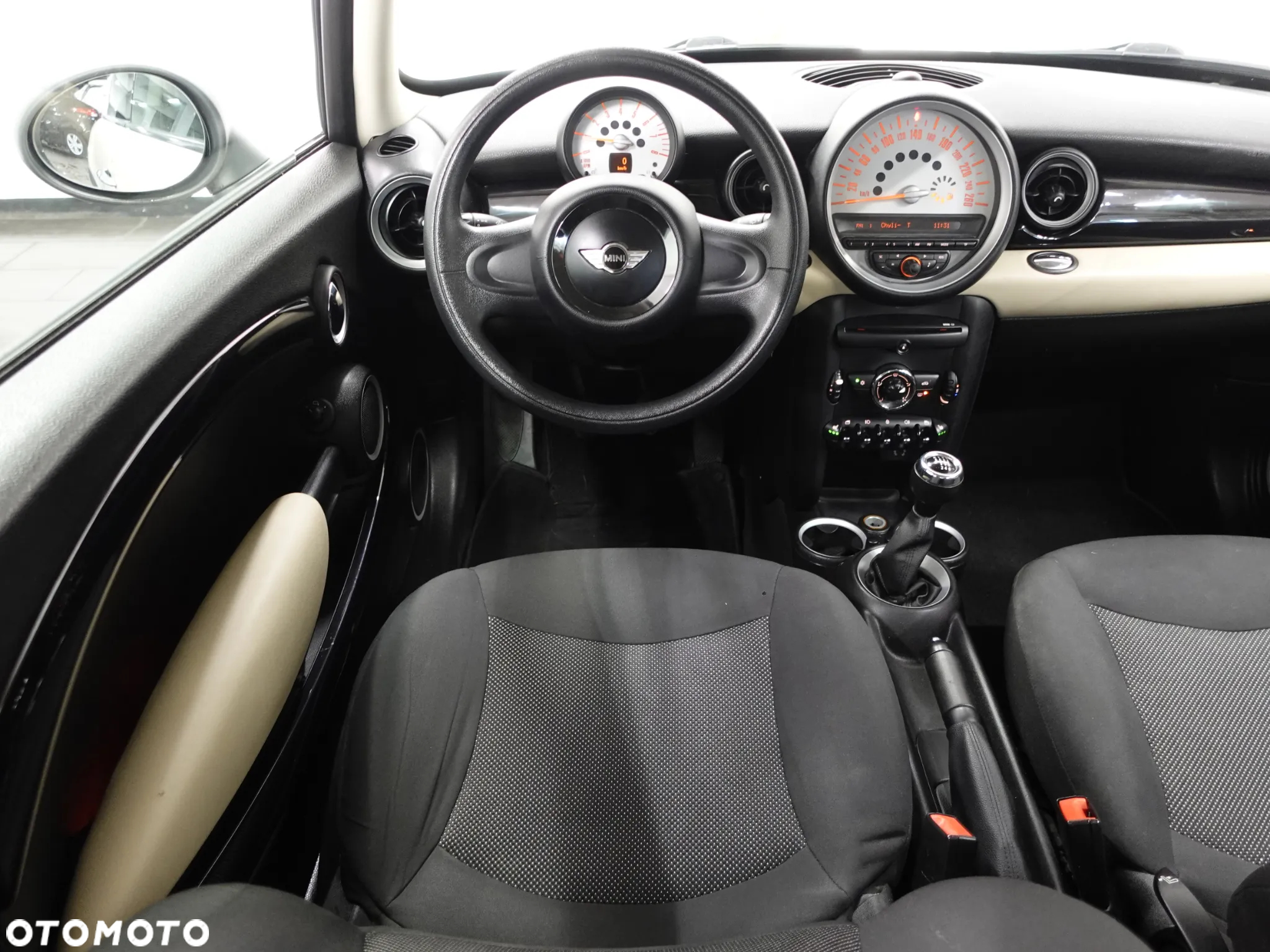 MINI ONE Standard - 28
