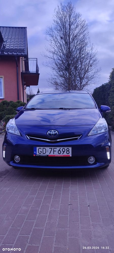 Toyota Prius+ (Hybrid) - 37