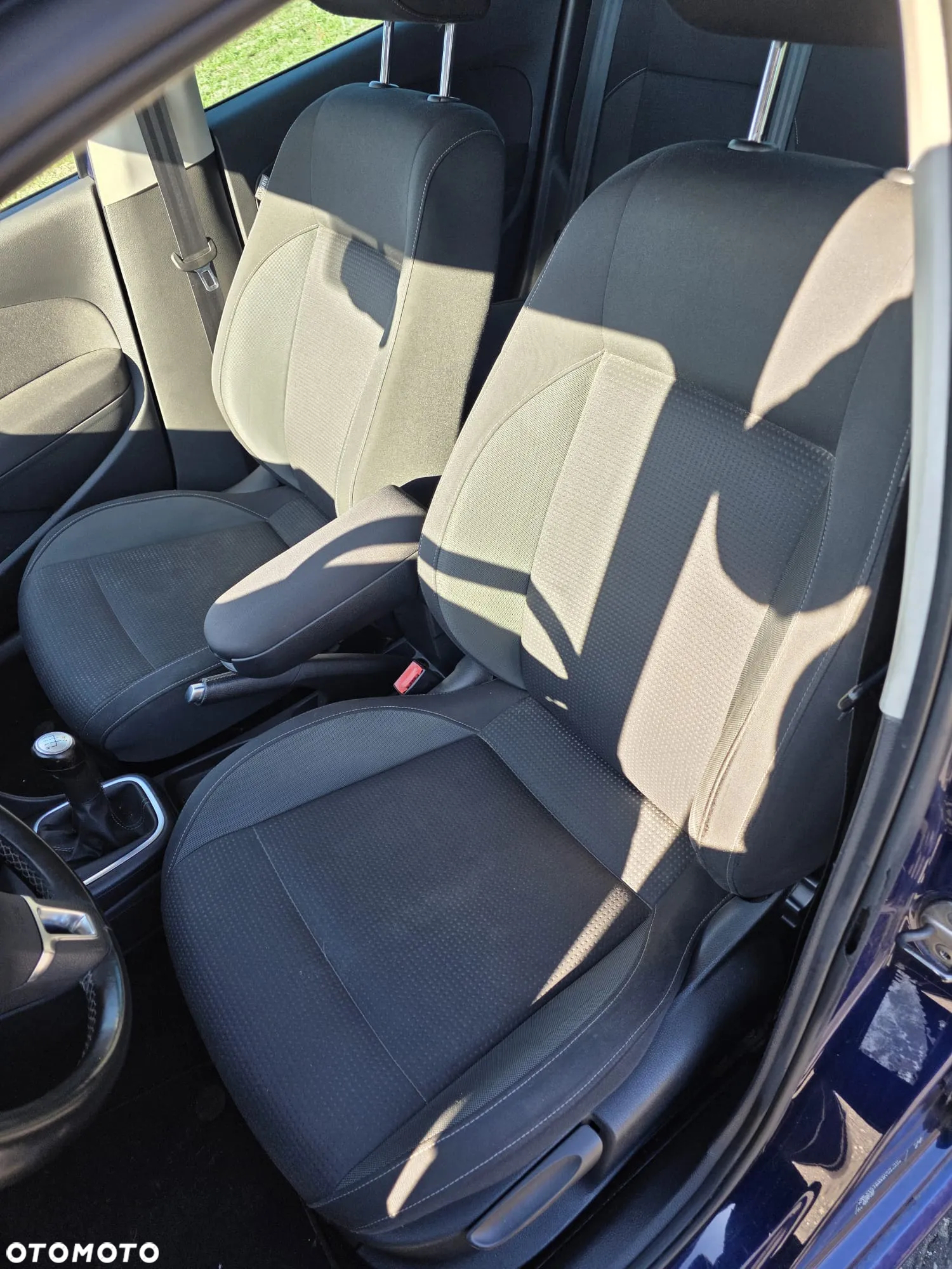 Volkswagen Polo - 13