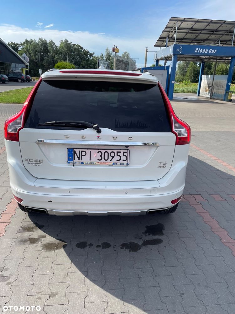 Volvo XC 60 T6 AWD R-Design Summum - 3