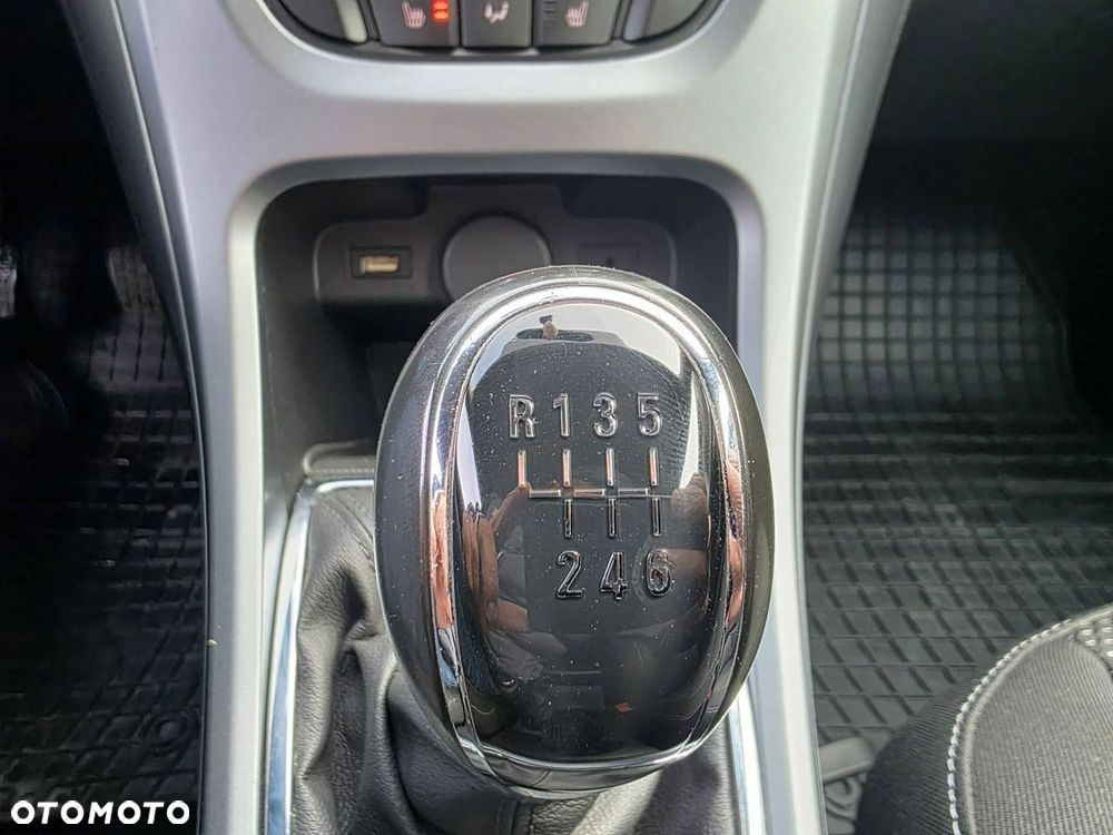 Opel Astra 2015