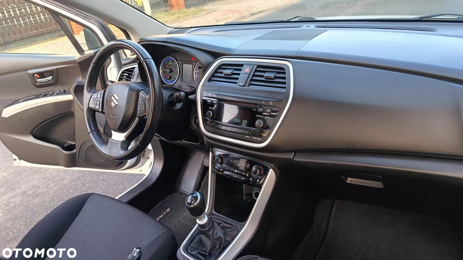 Suzuki SX4 S-Cross 1.6 DDiS 4x2 Comfort+ - 23