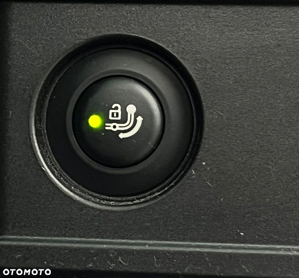 BMW Seria 3 330e PHEV xDrive M Sport - 12