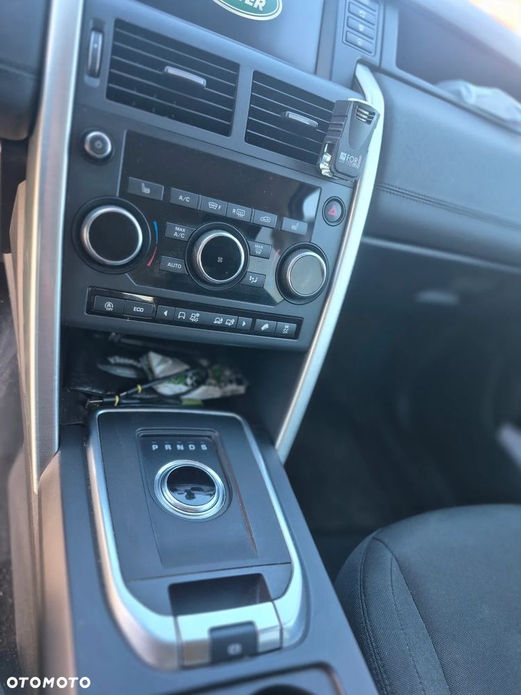 Land Rover Discovery Sport TD4 Dynamic - 22