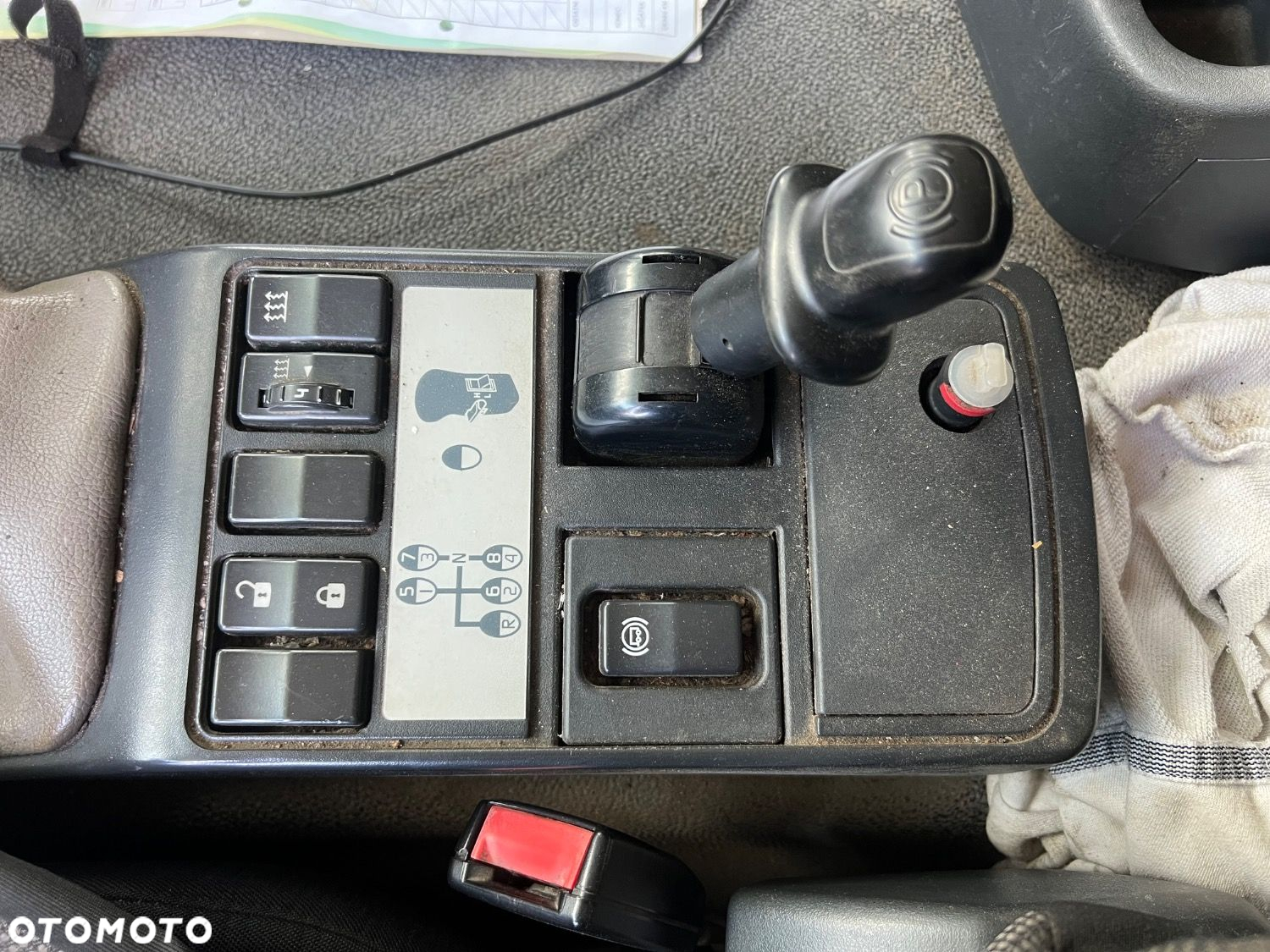 Renault Premium Dxi L R 450.26 T 6X4 - 28