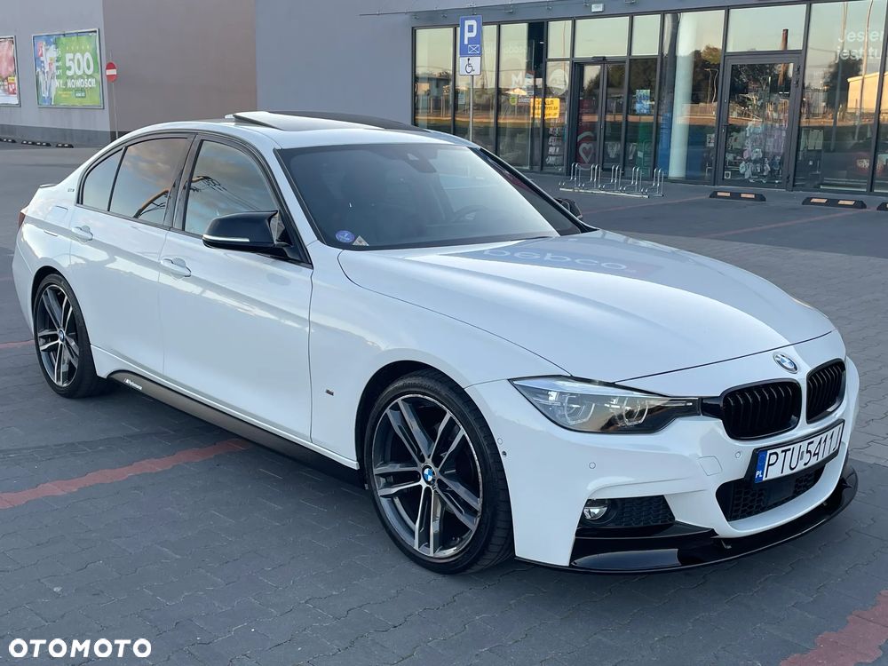BMW Seria 3 330e iPerformance M Sport Shadow - 14