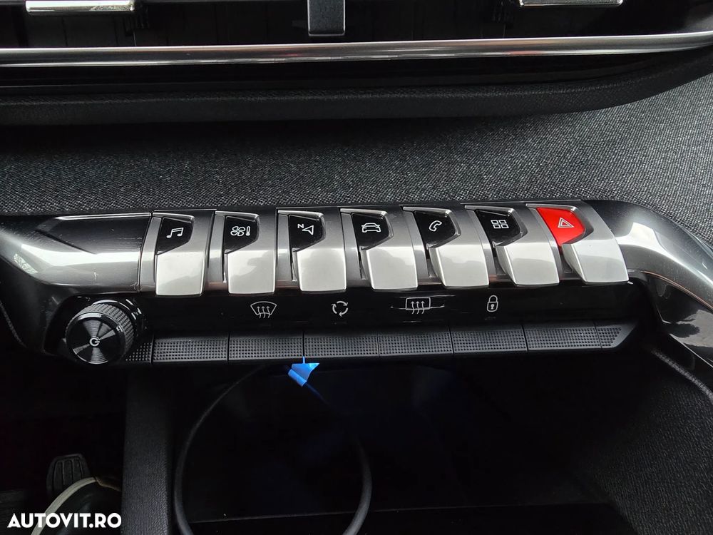 Peugeot 3008 1.5 BlueHDI 130 S&S BVM6 Allure Pack - 27