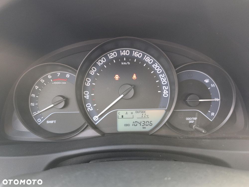 Toyota Auris 1.33 VVT-i Active - 17