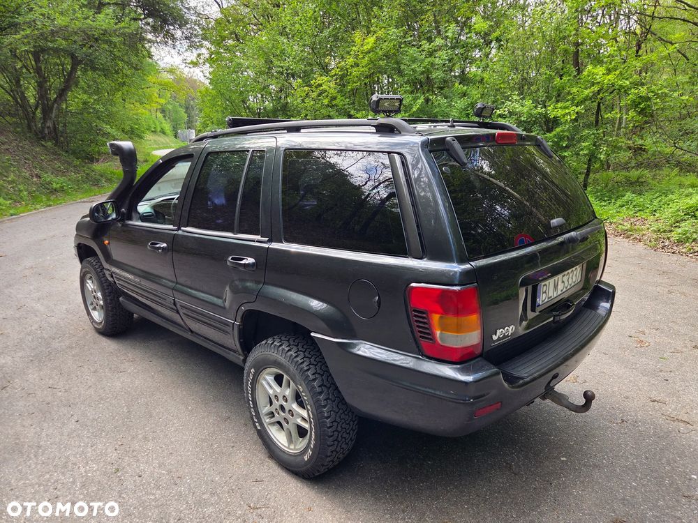Jeep Grand Cherokee - 4