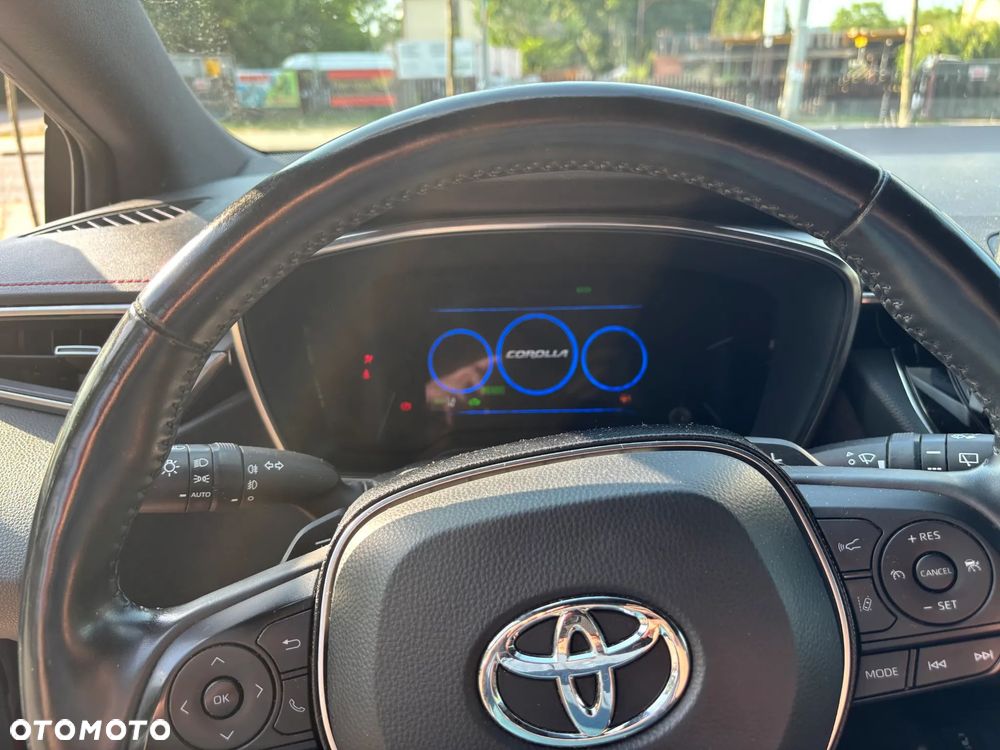 Toyota Corolla - 8