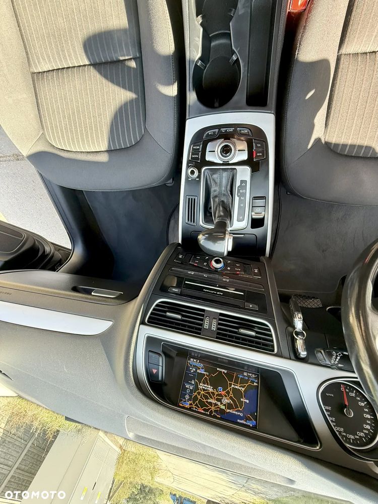 Audi A4 Avant 2.0 TDI Multitronic - 33