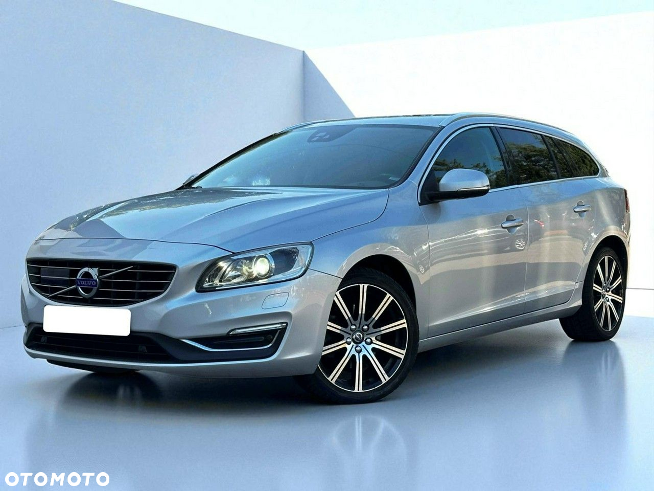 Volvo V60 D4 Geartronic Summum - 6
