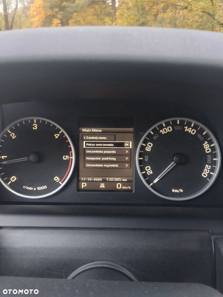 Land Rover Discovery TD V6 HSE - 9