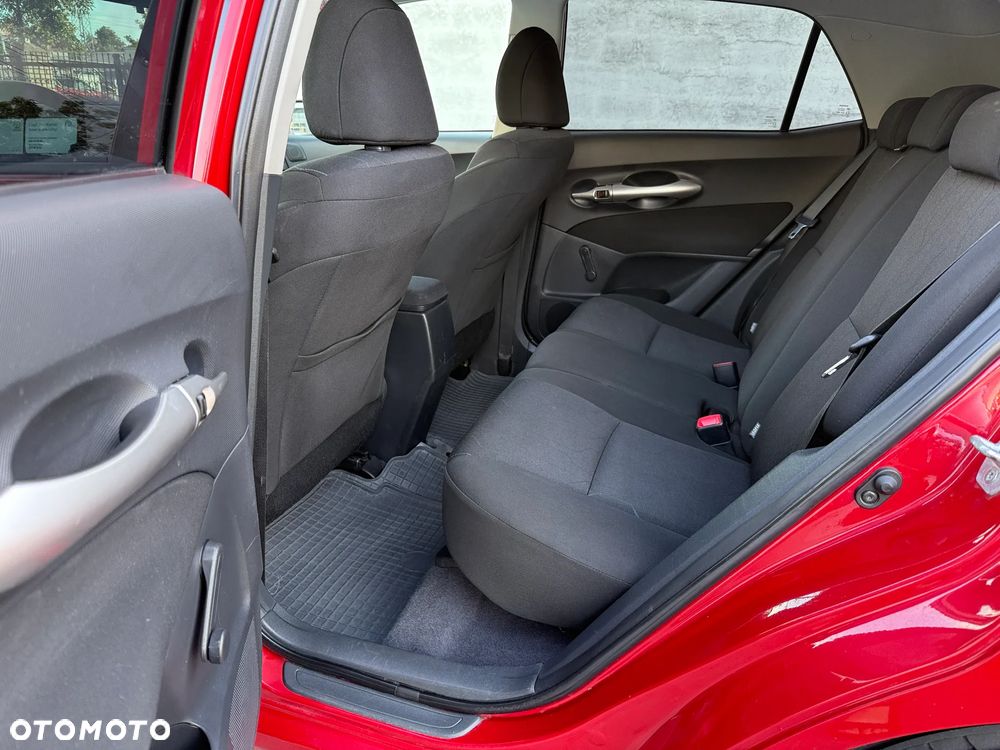 Toyota Auris 1.33 VVT-i Active - 13